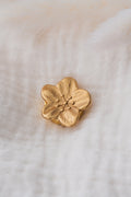 Cache bouton - Fleur à étamines