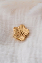 Cache bouton - Fleur à étamines